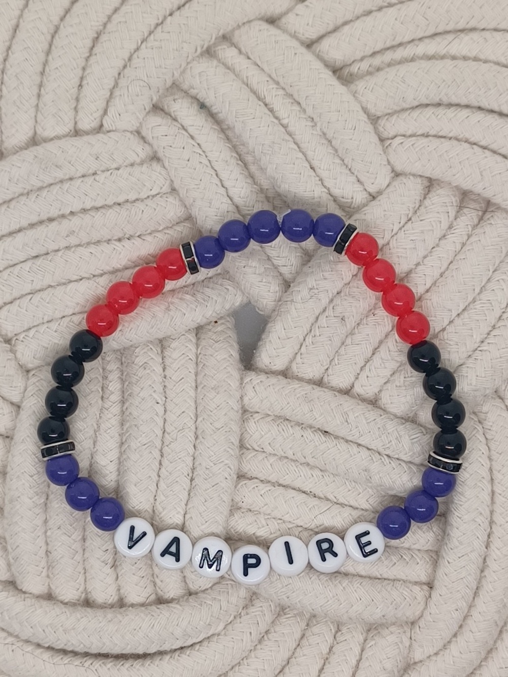 Olivia Rodrigo- Unraveled Tour- Vampire Bracelet